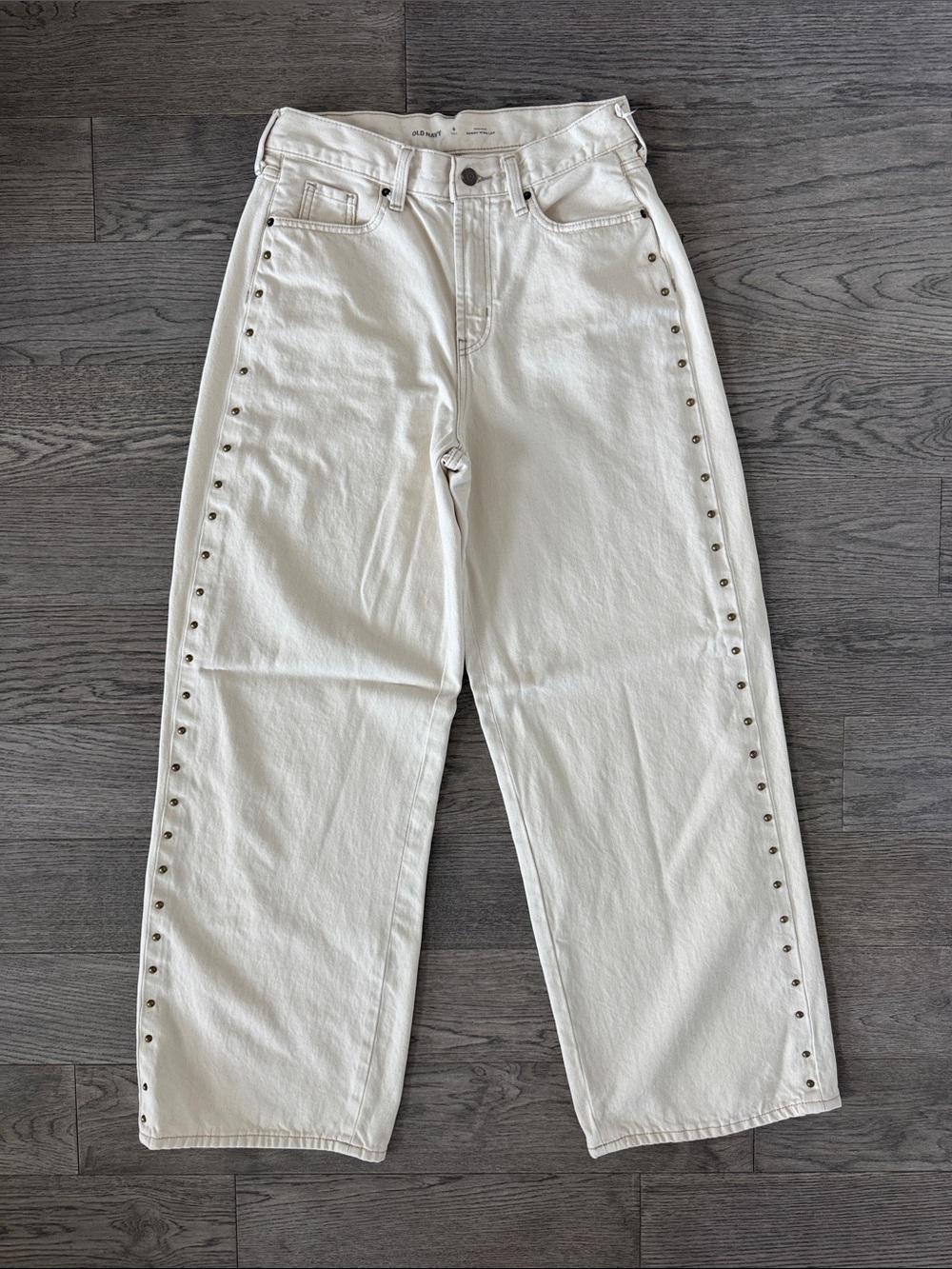 🌼Old Navy🌼 Cream Studded Baggy Wide-Leg Jeans, Size 6 Tall